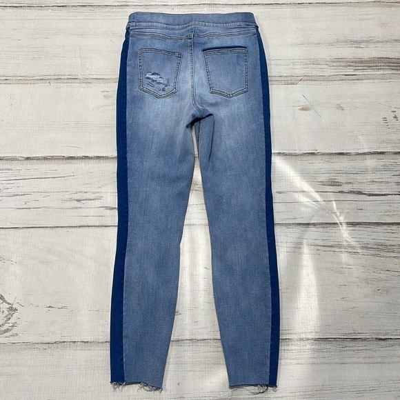 SPANX Jeggings Skinny Jeans Light Wash Blue Denim Size Medium M - Picture 7 of 11